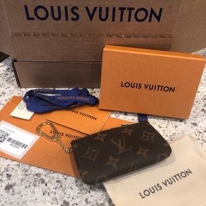 Authentic NEW Monogram Louis Vuitton Key Pouch